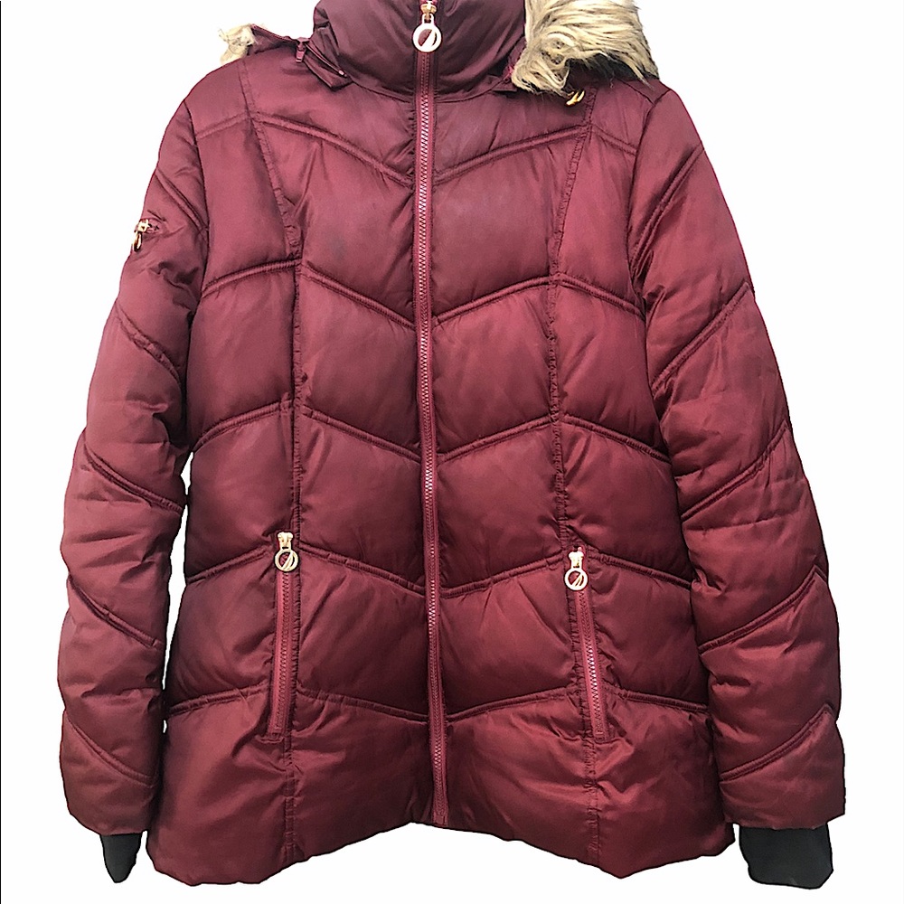 Nautica Women’s red winter coat with faux fur detachable hood size large